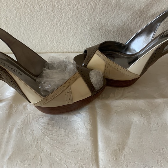 Marc Fisher Color Block Slingback’s - Picture 6 of 10